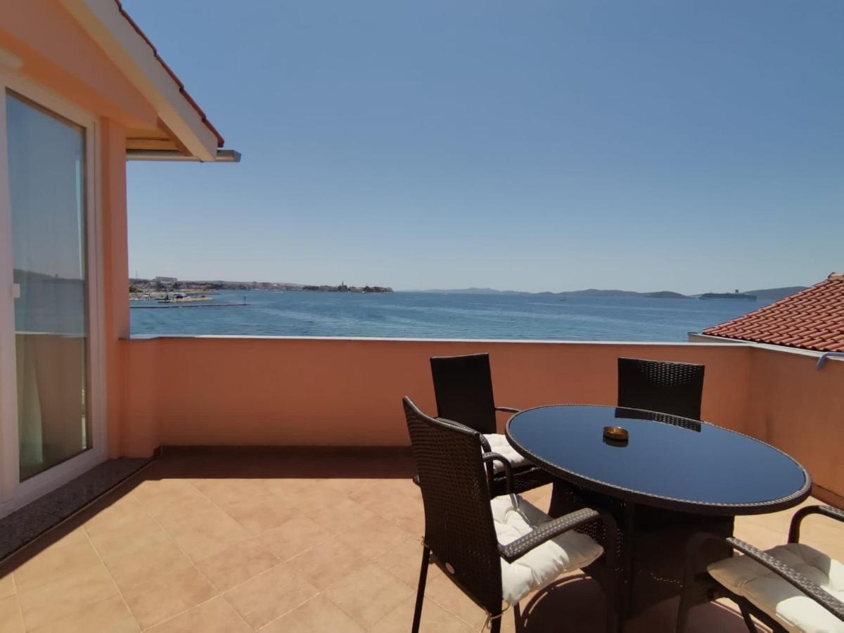 Apartment Nino Zadar Bagian luar foto